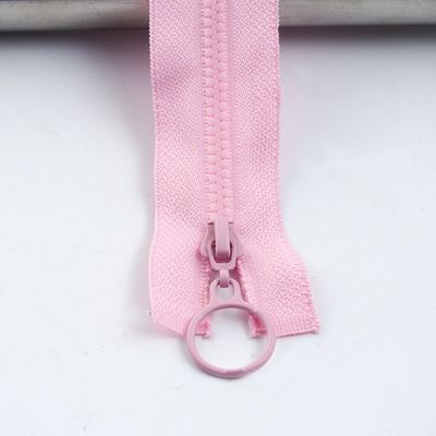 #5 Ferroviário de resina com dentes coloridos para roupas em rosa