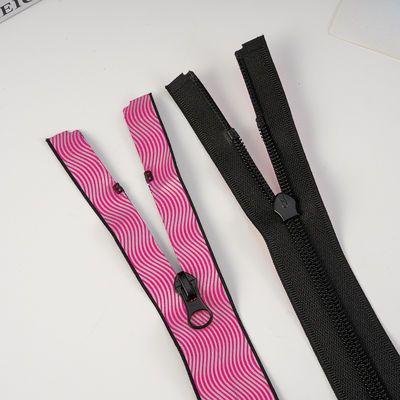 Fábrica por atacado Custom 3# 5# 7# fecho impermeável de nylon Auto Lock Vários tipos de fecho de nylon para sacos de roupa