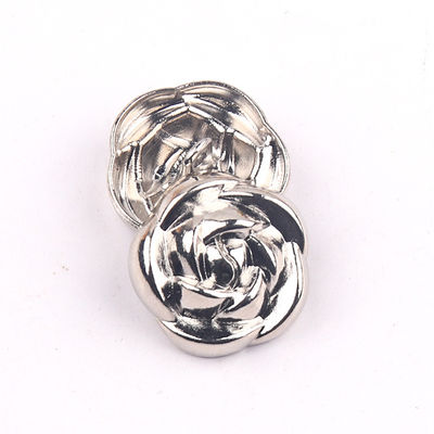 Rosa forma de latão Metal logotipo de luxo costura gancho botões para roupas casaco